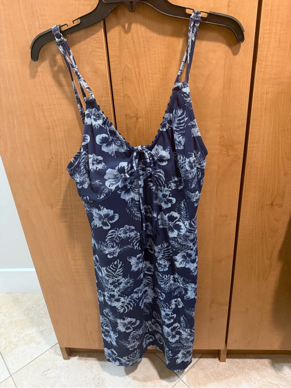 Tommy Bahama Navy & White Floral Slip